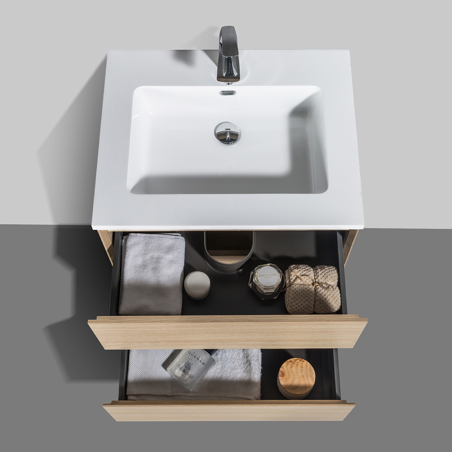 Conjunto de móveis de casa de banho EDGE 650 com lavatório - cor seleccionável Conjunto de móveis de casa de banho EDGE 650 com lavatório - cor seleccionável
