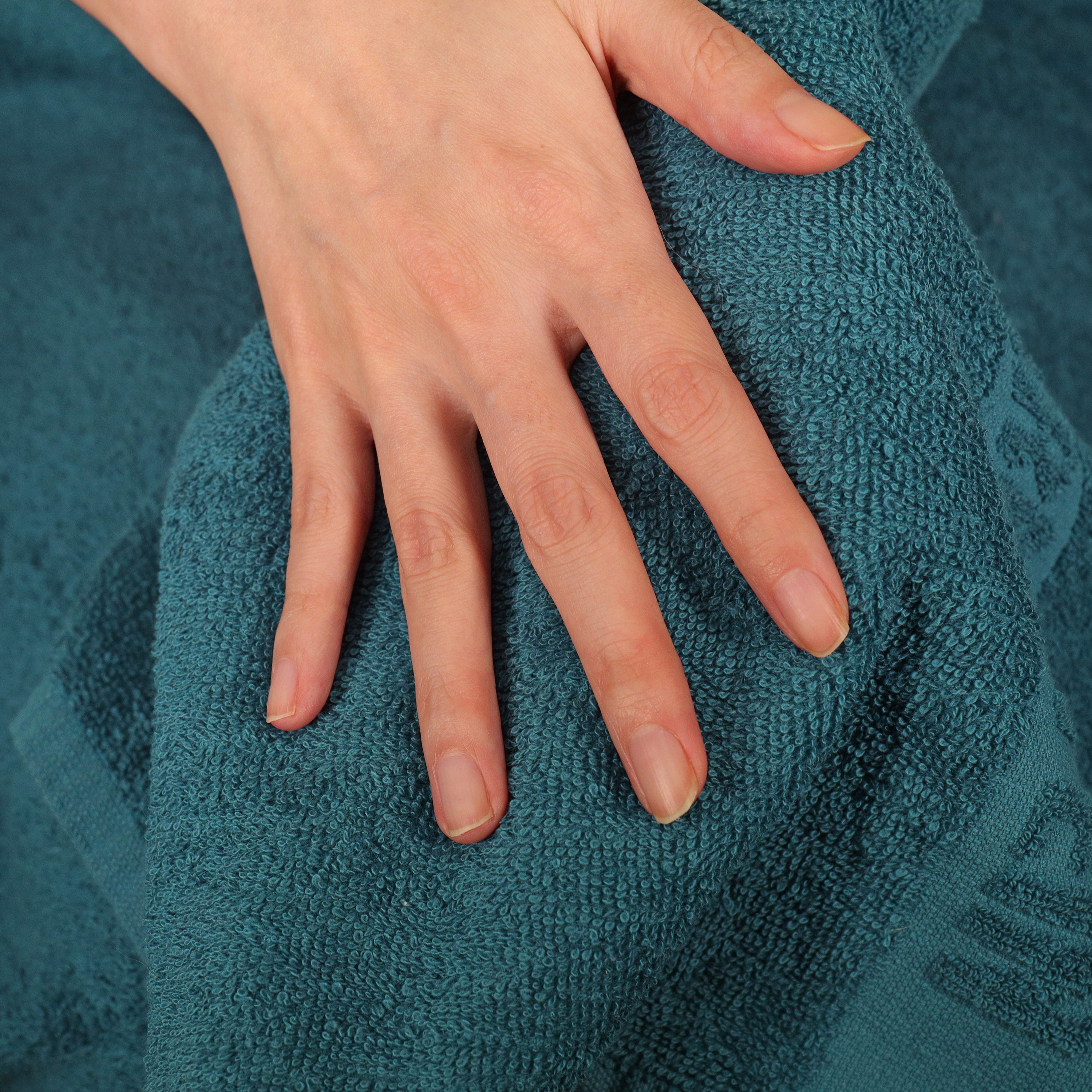 Bernstein Guest Towels PURECOTTON - 2-Piece Set Petroleum Blue & White - 100% Cotton - 30x50 cm Bernstein Guest Towels PURECOTTON - 2-Piece Set Petroleum Blue & White - 100% Cotton - 30x50 cm